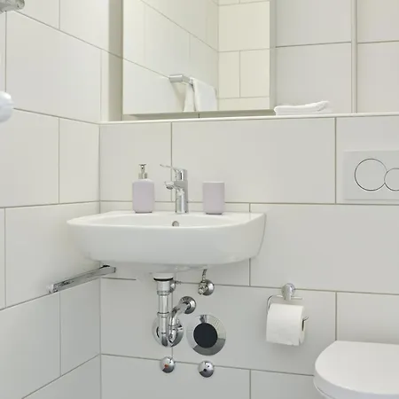 Stylish 2 Room Apartment In St Johann Basel Exterior photo